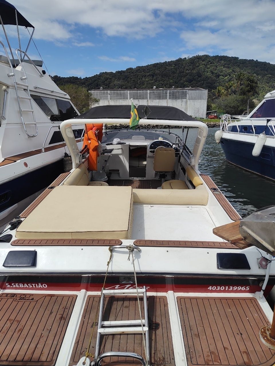 Intermarine Panther 33 | Miss