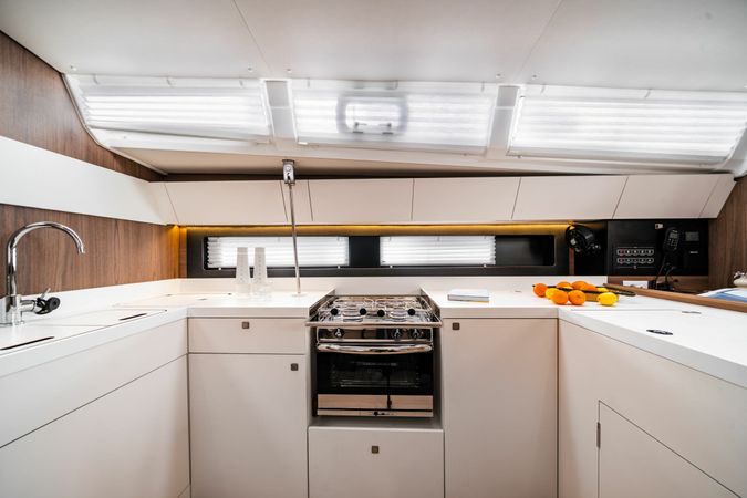 Jeanneau Sun Odyssey 455 | Sail Away