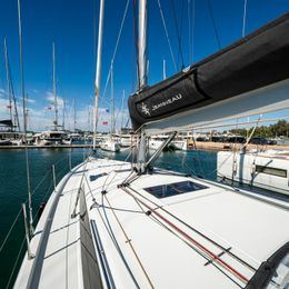 Jeanneau Sun Odyssey 455 | Sail Away