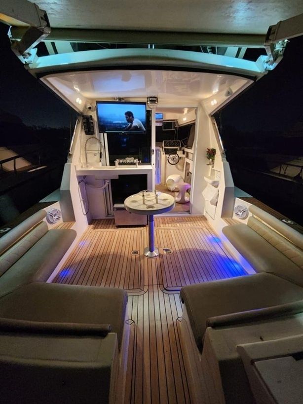 Intermarine Oceanic 36 | Day Off