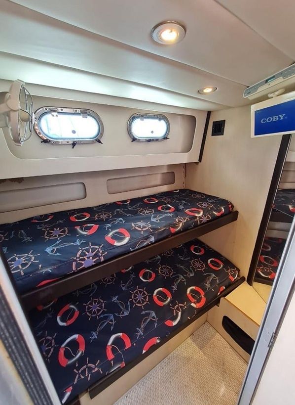 Intermarine Oceanic 36 | Day Off