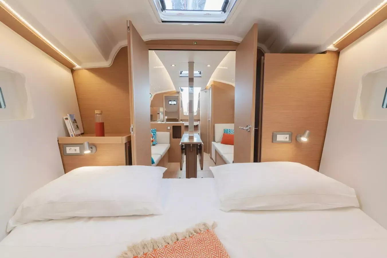 Jeanneau Sun Odyssey 350 | Santana