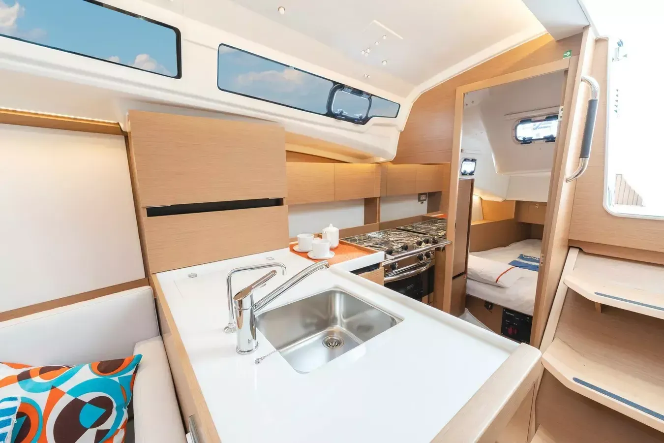 Jeanneau Sun Odyssey 350 | Santana