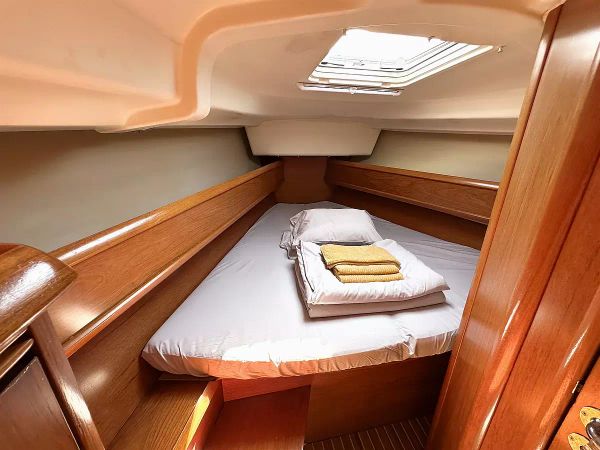 Jeanneau Sun Odyssey 40.3 | Azure