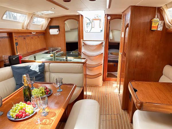 Jeanneau Sun Odyssey 40.3 | Azure