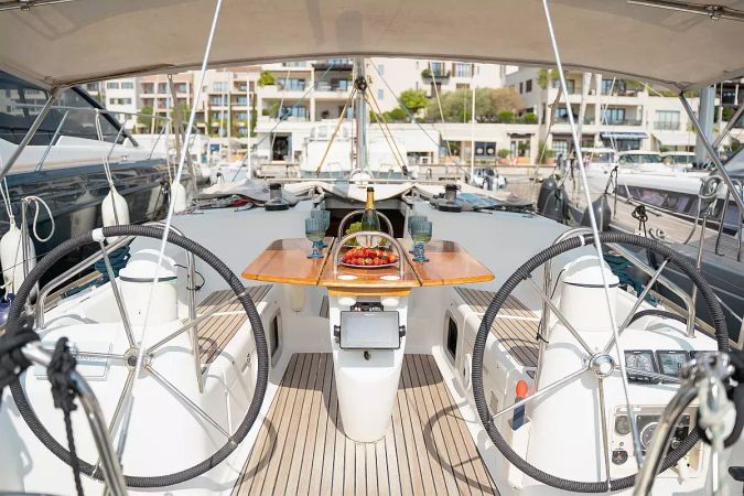 Jeanneau Sun Odyssey 40.3 | Azure
