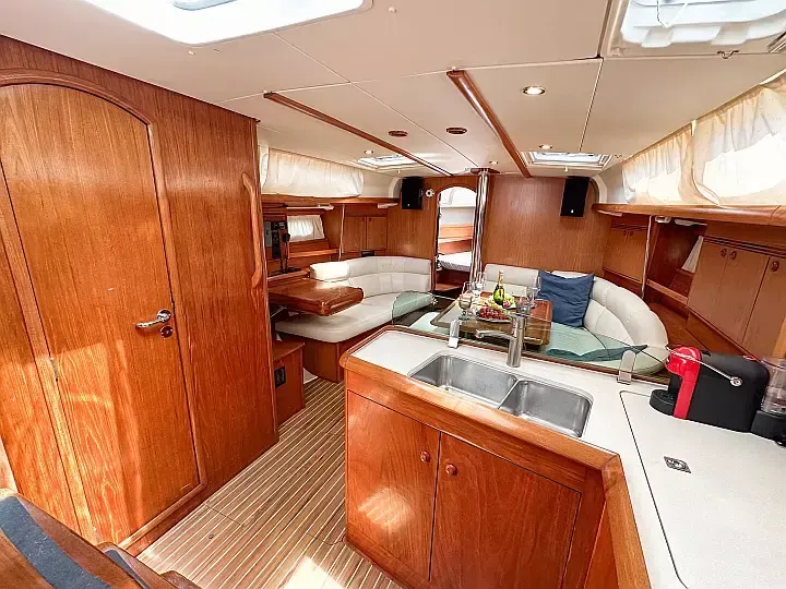 Jeanneau Sun Odyssey 40.3 | Azure