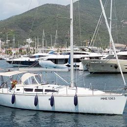 Jeanneau Sun Odyssey 40.3 | Azure