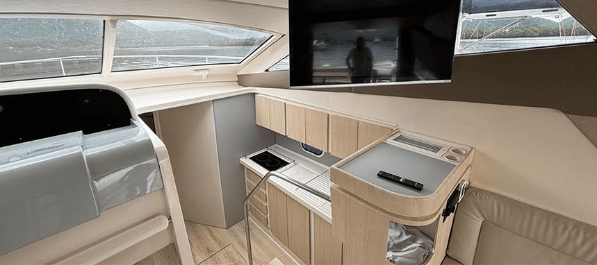 Intermarine 440 | Inter