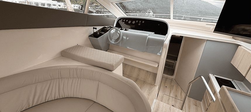 Intermarine 440 | Inter