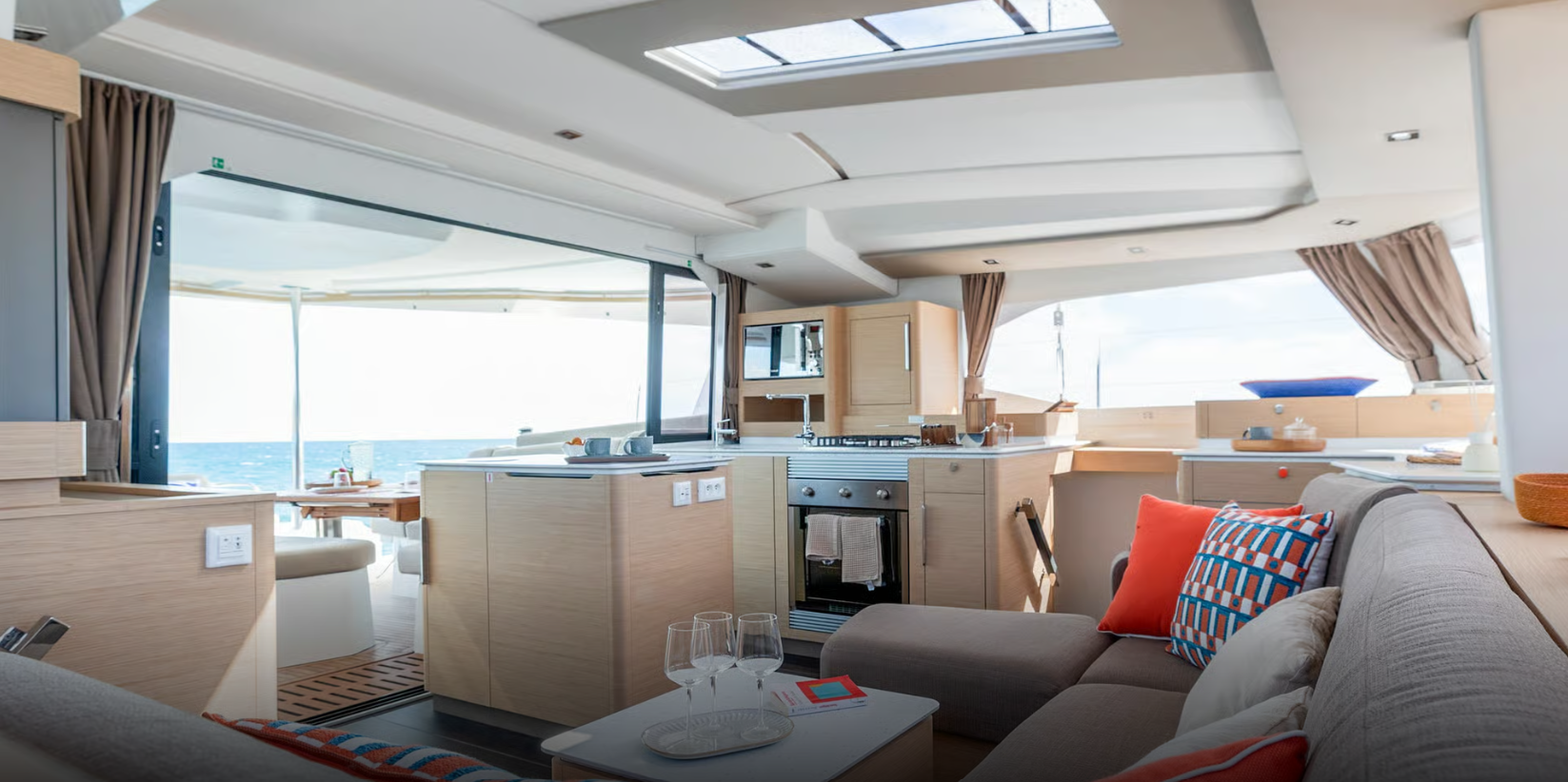 Fountaine Pajot Quatuor 44 | Lizzie