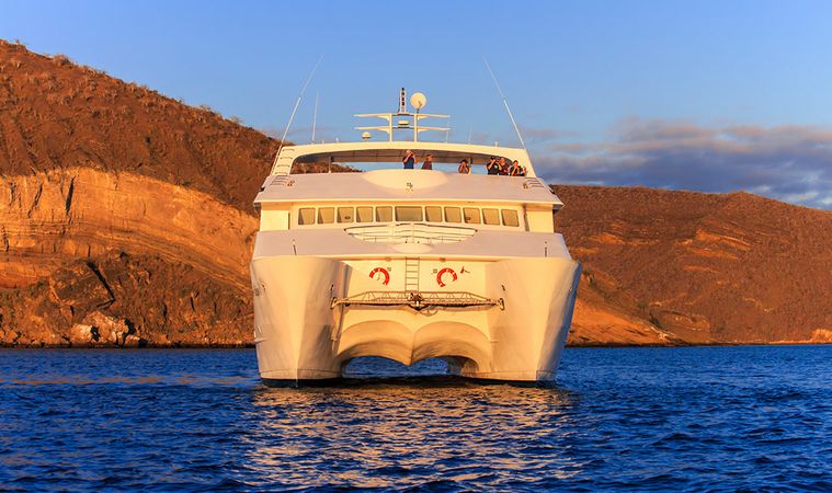 Custom Built 101 | Treasure of Galapagos 1