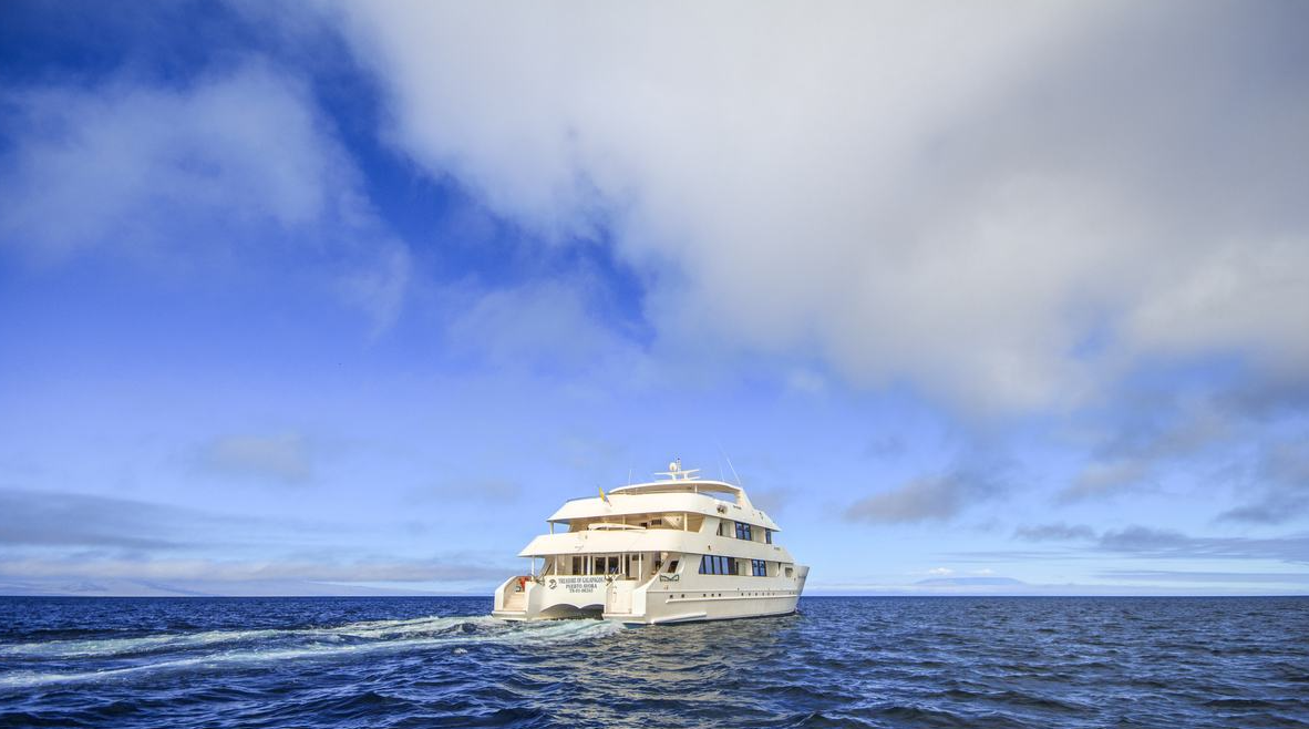Custom Built 101 | Treasure of Galapagos 1