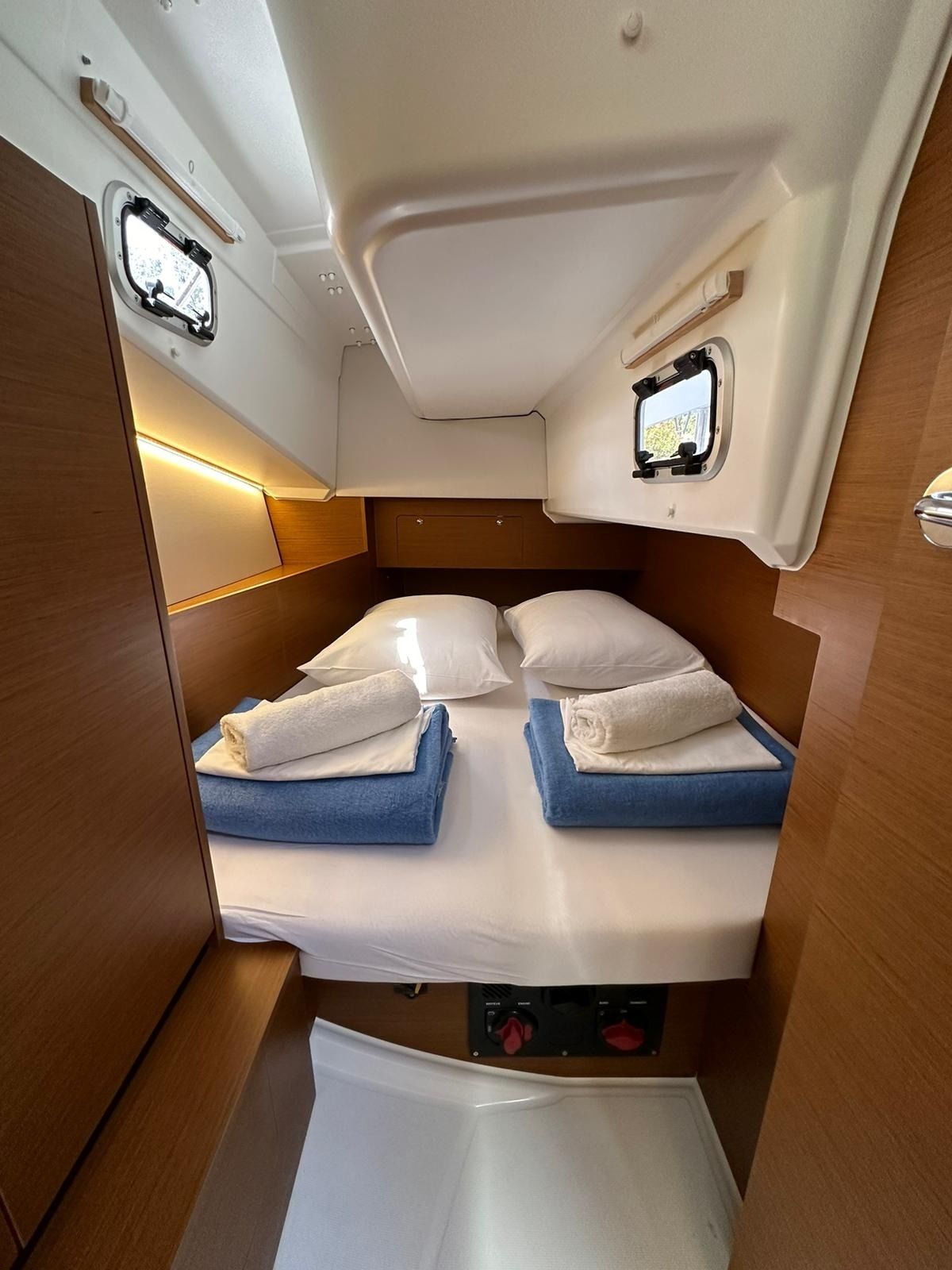 Jeanneau Sun Odyssey 350 | Anja