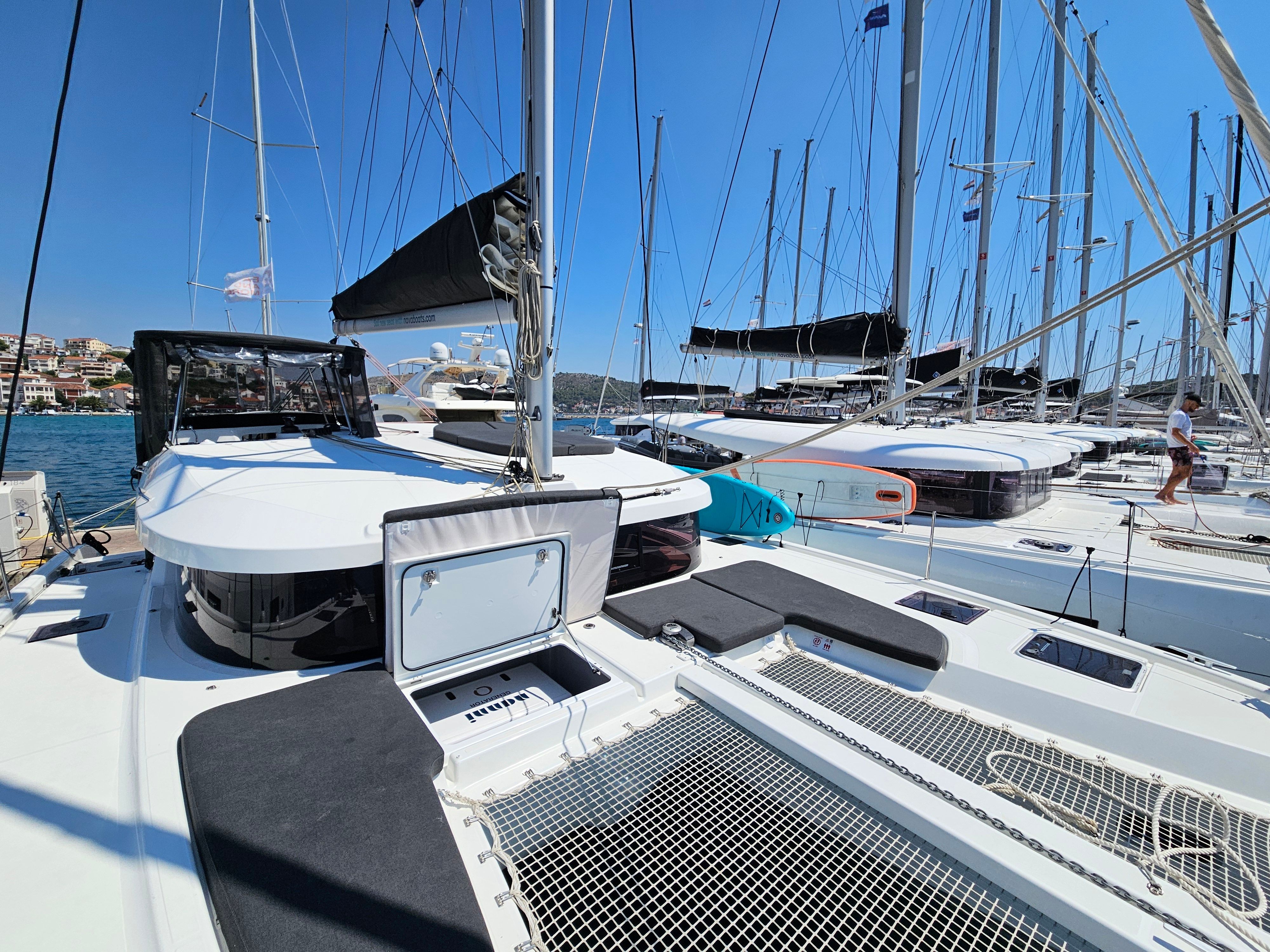 Lagoon 38 | Stella