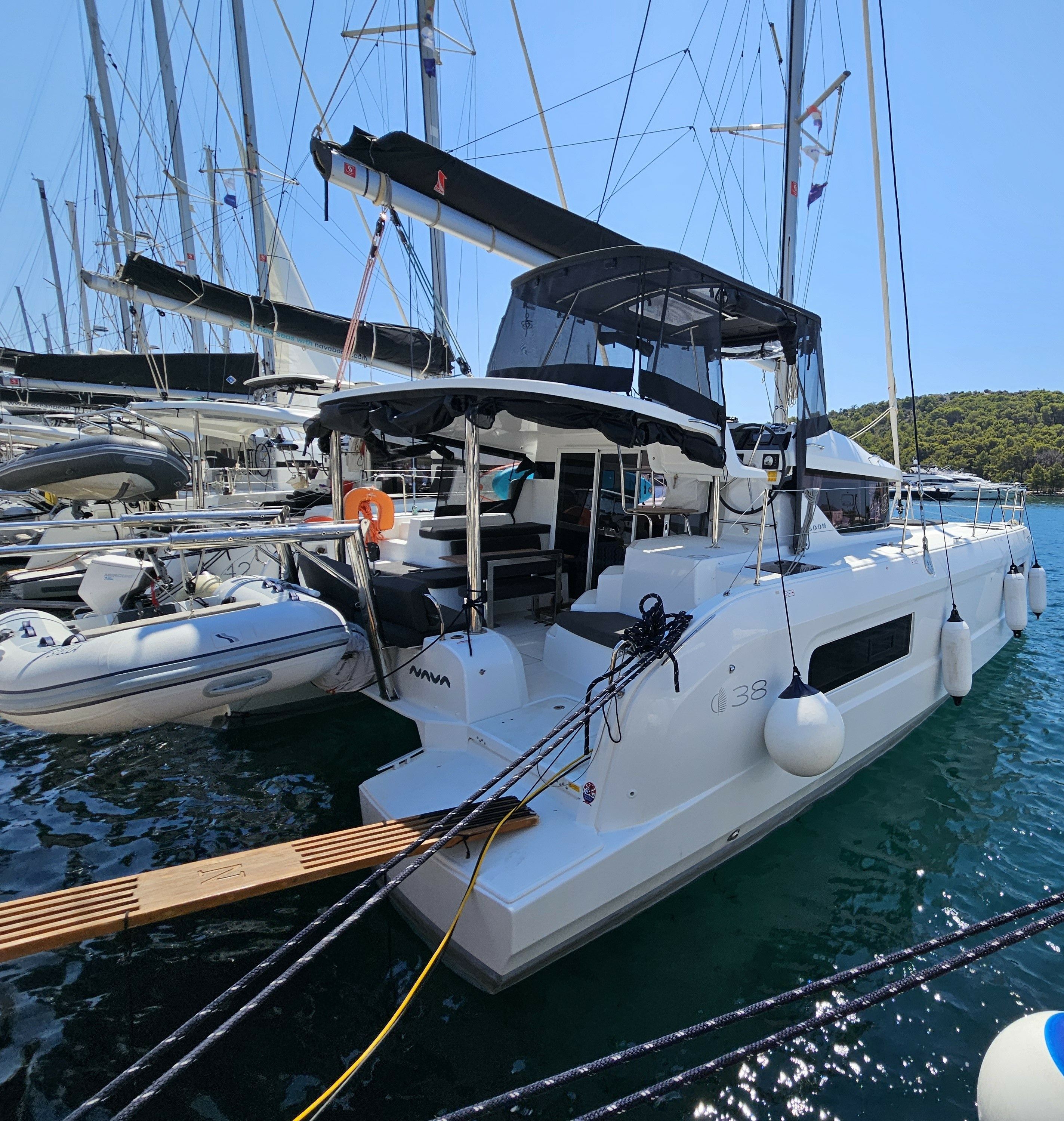 Lagoon 38 | Stella