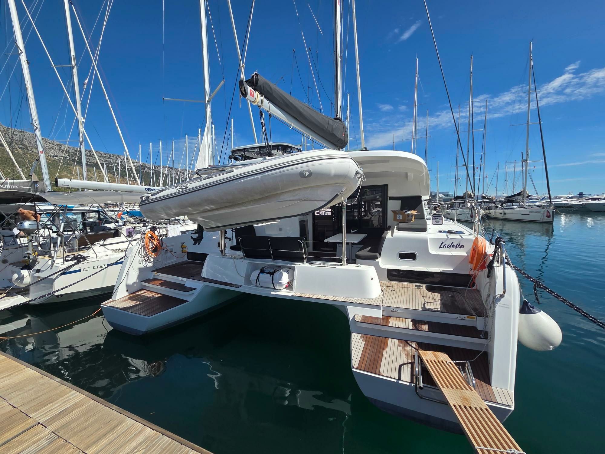 Lagoon 42 | Ladesta