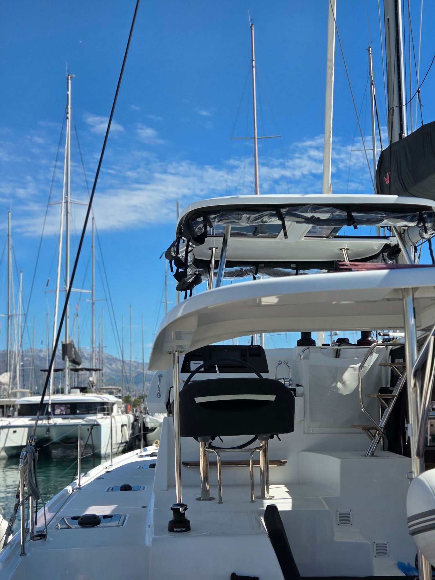 Lagoon 42 | Ladesta