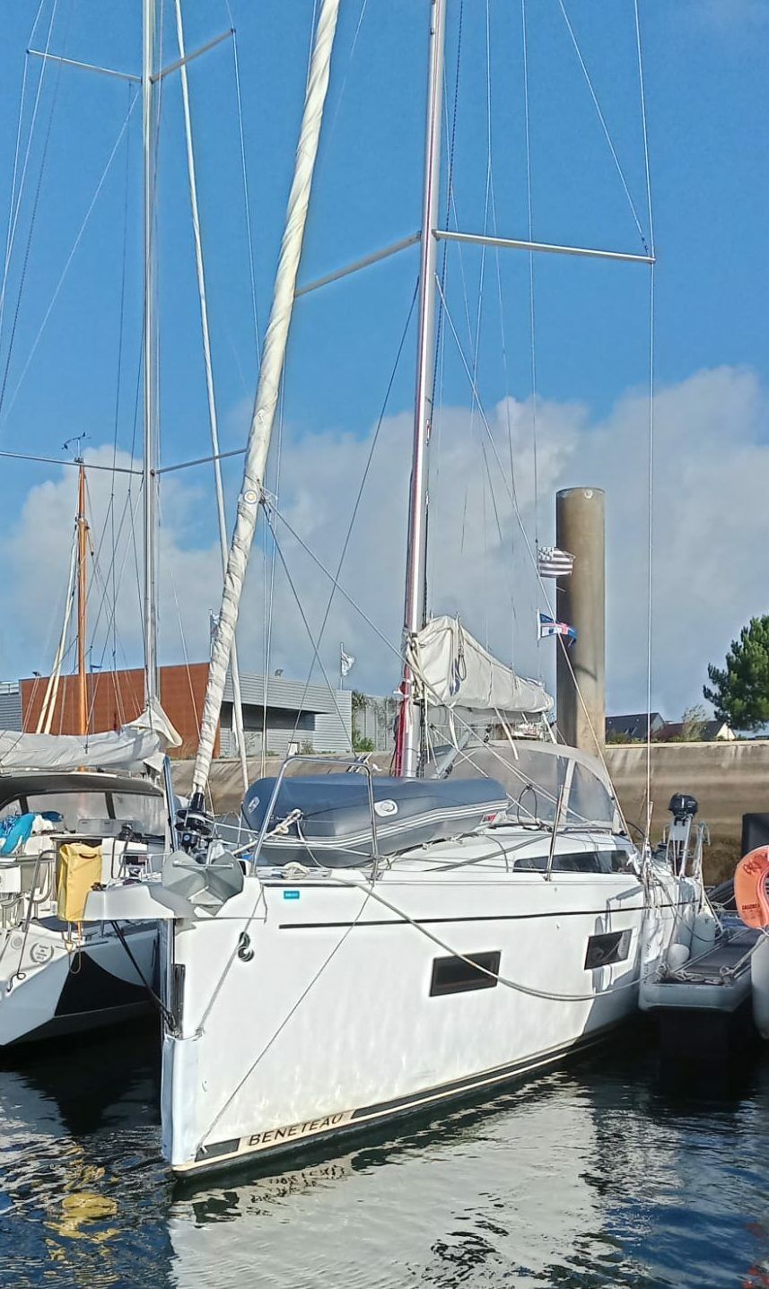 Beneteau Oceanis 34.1 | Still Nolan