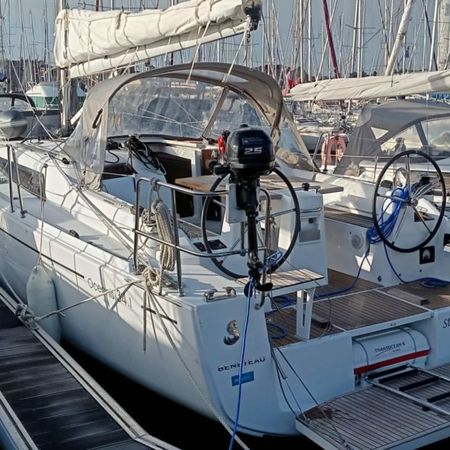 Beneteau Oceanis 34.1 | Still Nolan