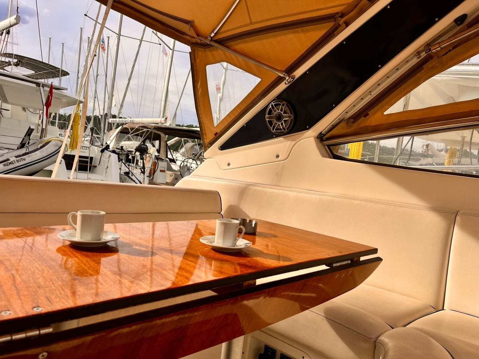 Bavaria Sport 37 | Amigo