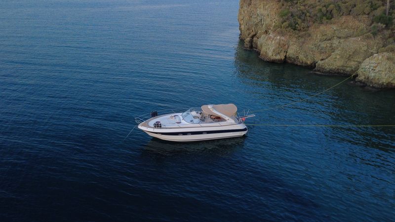 Bavaria Sport 37 | Amigo