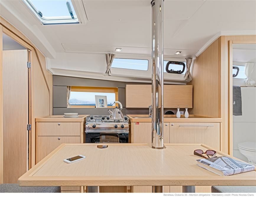 Beneteau Oceanis 35 | Ohana