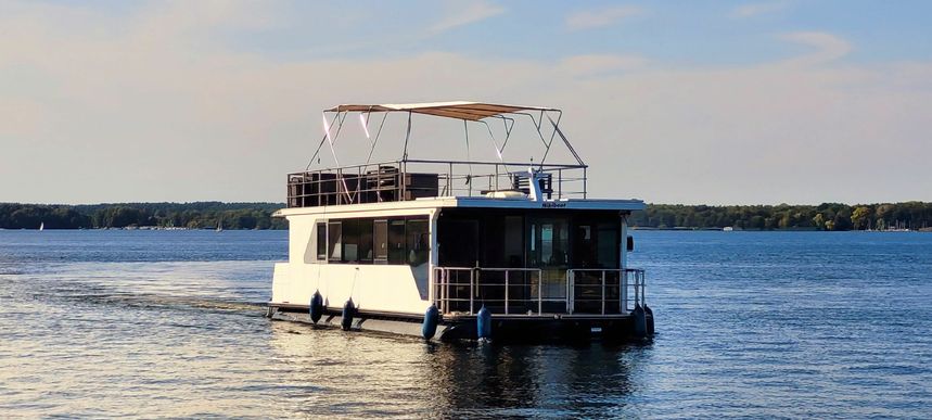 Inter Corpora Demeter 122 | Niki