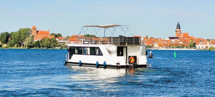 Inter Corpora Demeter 122 | Niki