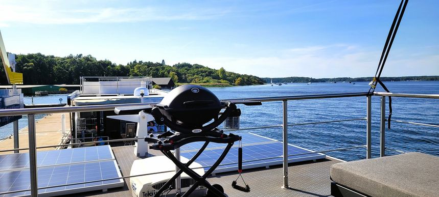 Inter Corpora Demeter 122 | Niki