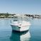 Tiara 2900 Coronet | Fiki
