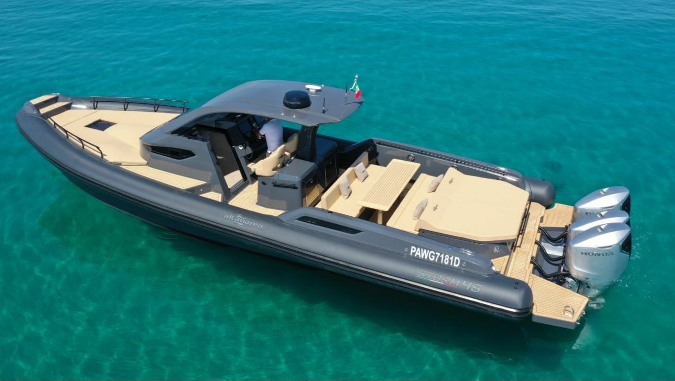 Altamarea Storm 46 | 25