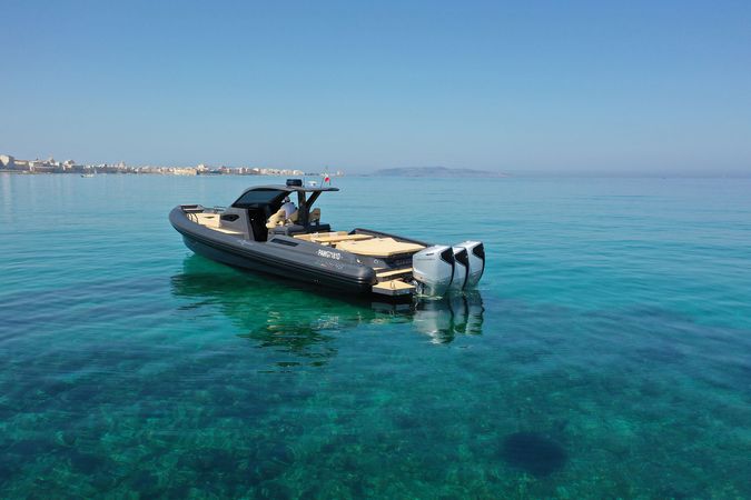 Altamarea Storm 46 | 25