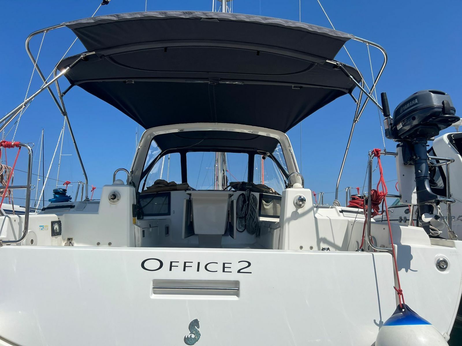Beneteau Oceanis 41.1 | Office 2