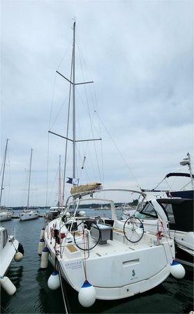 Beneteau Oceanis 41.1 | Office 2