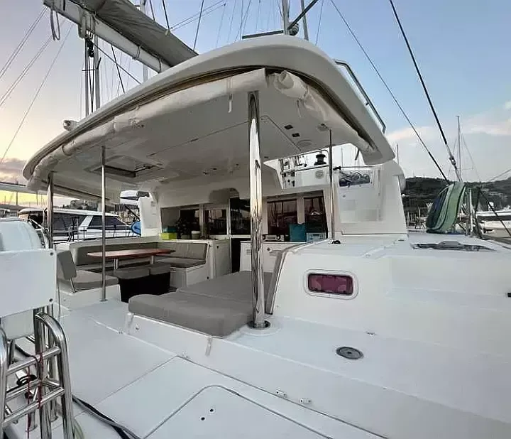 Lagoon 450 F | Branchia