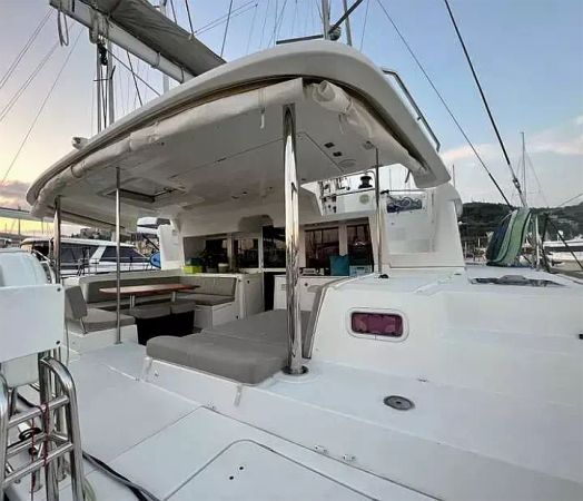 Lagoon 450 F | Branchia