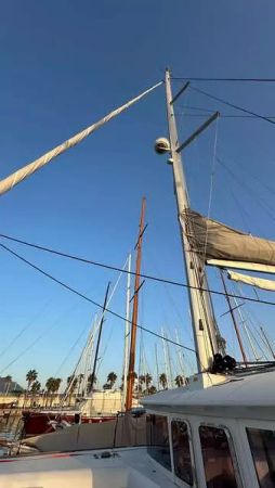 Lagoon 450 F | Branchia