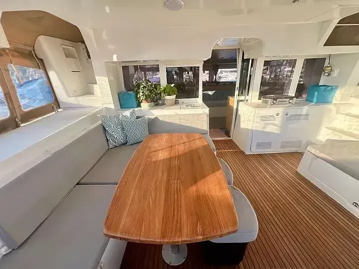 Lagoon 450 F | Branchia