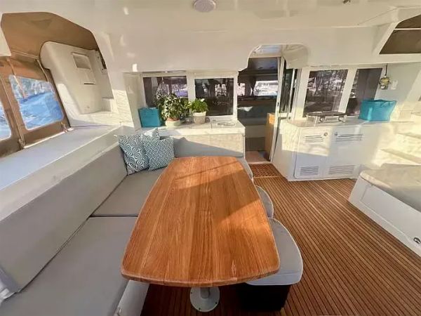 Lagoon 450 F | Branchia
