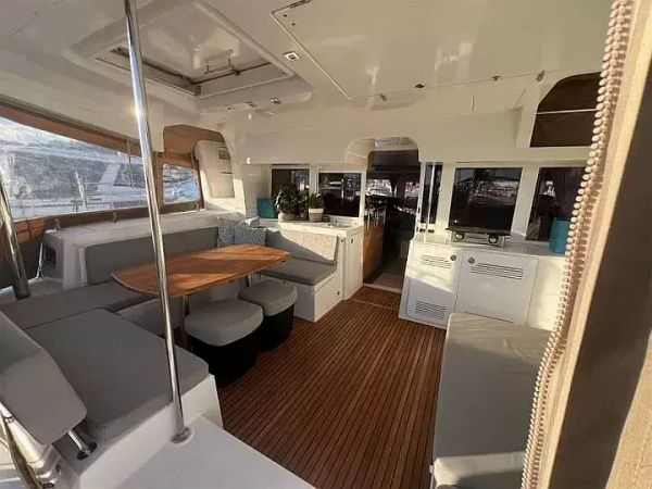 Lagoon 450 F | Branchia
