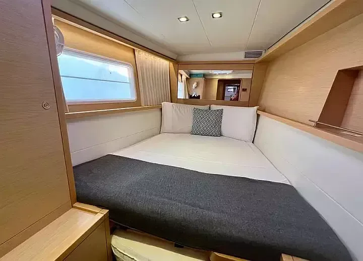 Lagoon 450 F | Branchia