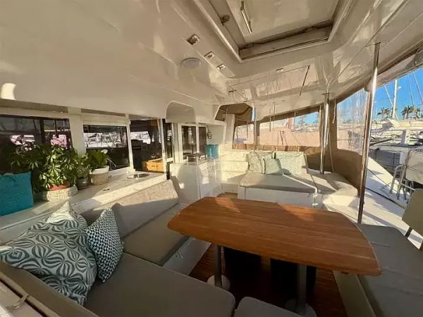 Lagoon 450 F | Branchia