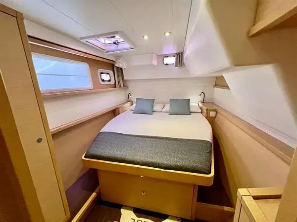 Lagoon 450 F | Branchia