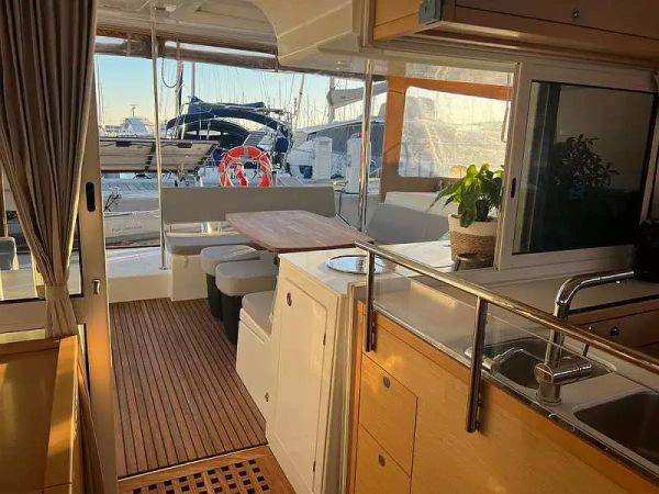 Lagoon 450 F | Branchia
