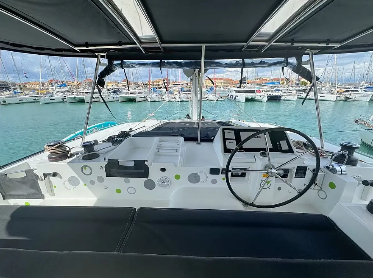 Lagoon 450 F | Paseaon