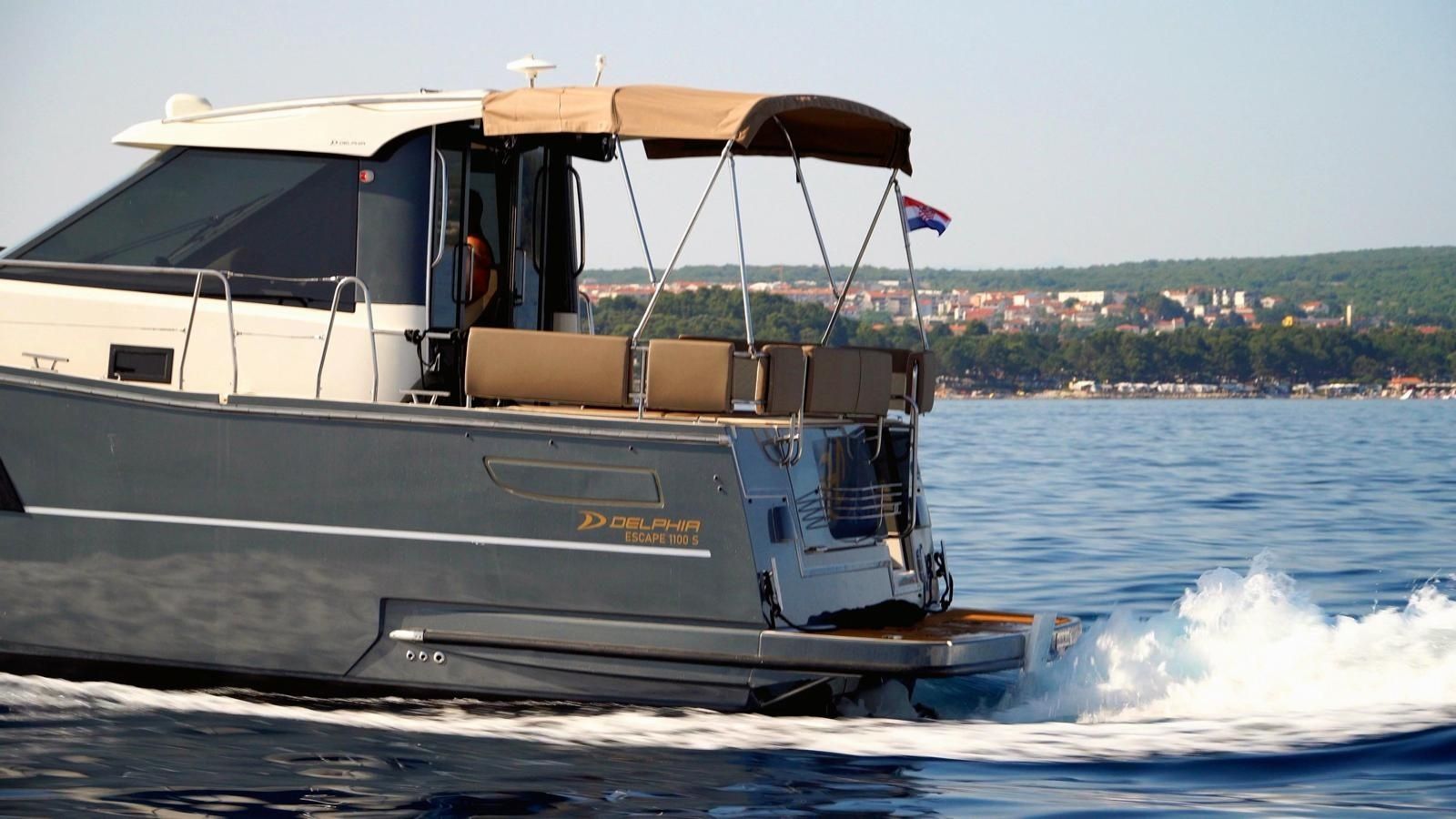 Delphia Escape 1100S | Ruza Hrvatske