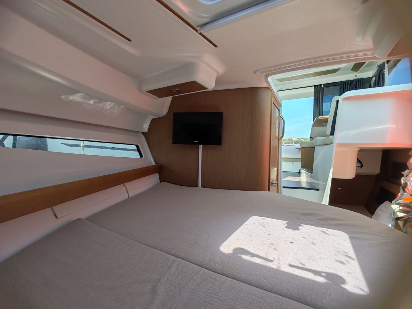 Beneteau Antares 8.80 | 14