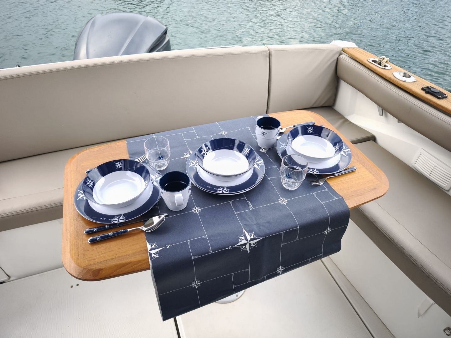 Beneteau Antares 8.80 | 14