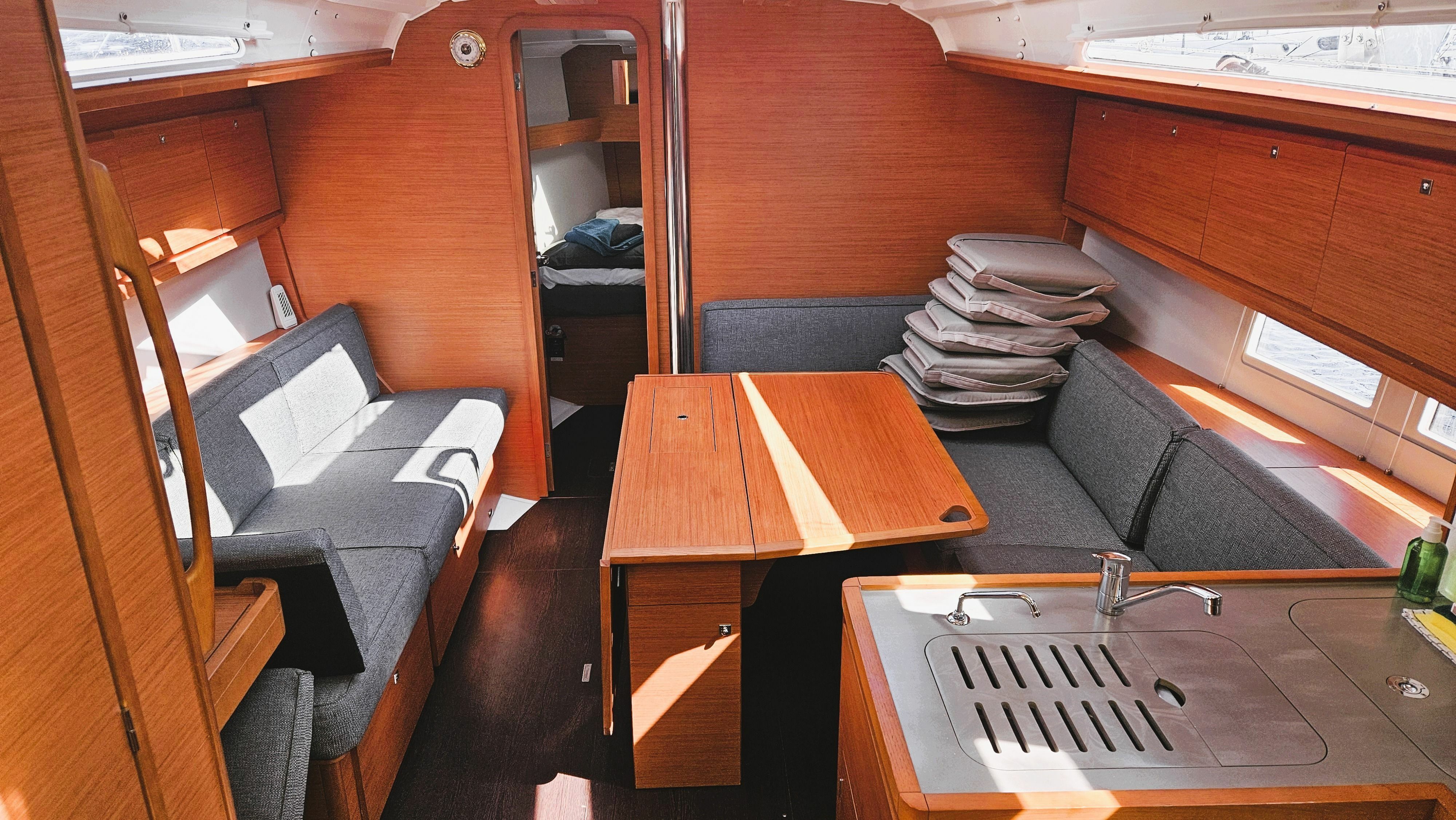 Dufour 390 | Merelle